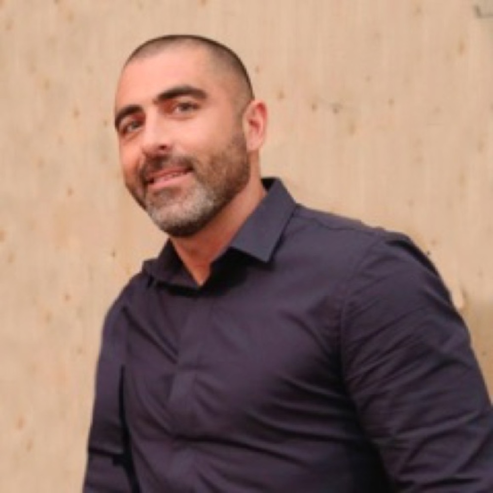 Meet your Posher, Adam